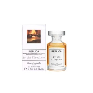Maison Margiela Replica By The Fireplace EDT .2 fl oz 7ml Mini Bottle Splash Dab - Picture 1 of 1