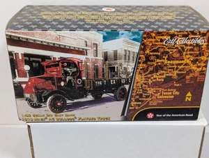 Modelo de camión ERTL de metal fundido a presión escala 1:32 Texaco 1918 Mack AC Bulldog plataforma plana - Imagen 1 de 13