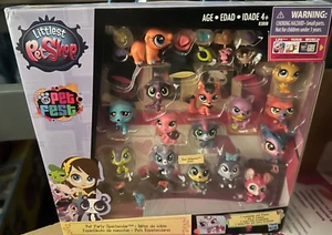 New Littlest Pet Shop Party Spectacular Collector Pack Toy, Includes 15 Pets - Picture 1 of 2
