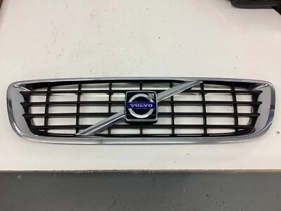 08-11 Conjunto parrilla delantera Volvo S40 30744914 Foto 1 de 4