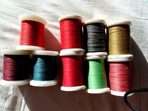 YLI QUILTING THREAD-40WT/3PLY-ALL ARE VARIEGATED-ALL NEW- 8 SPOOLS TOTAL - Picture 1 of 6