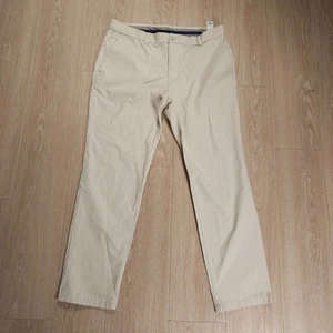 Vineyard Vines OTG Chino Hose Herren 35x30 hellbraun unterwegs Performance Freizeit - Bild 1 von 11