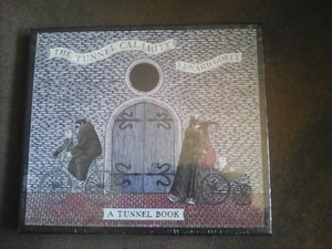 The Tunnel Calamity Gorey, Edward - Bild 1 von 3