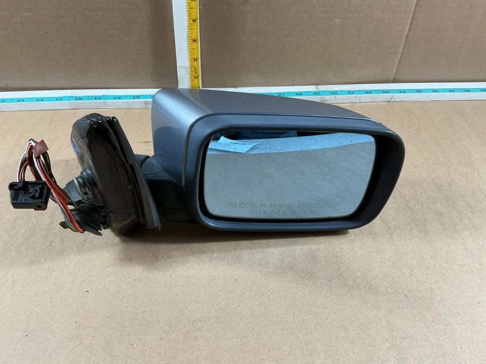 2001-2003 BMW 530i Right Side View Door Mirror 51168203738 OEM - Image 1 of 4
