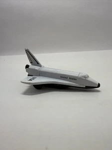 NASA Space Shuttle Discovery Diecast 7.5" Model, Pull-Back Wheels, Toysmith - Picture 1 of 10