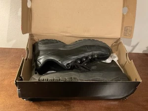 Scarpe da lavoro donna Skechers nere in pelle softie antiscivolo 76033 taglia 8,5 usate in ottime condizioni - Foto 1 di 19
