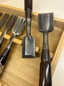 Nishiki Kiyomi scalpelli da banco giapponesi Oire Nomi Mokume damascato set di 10 inutilizzati - Foto 1 di 10