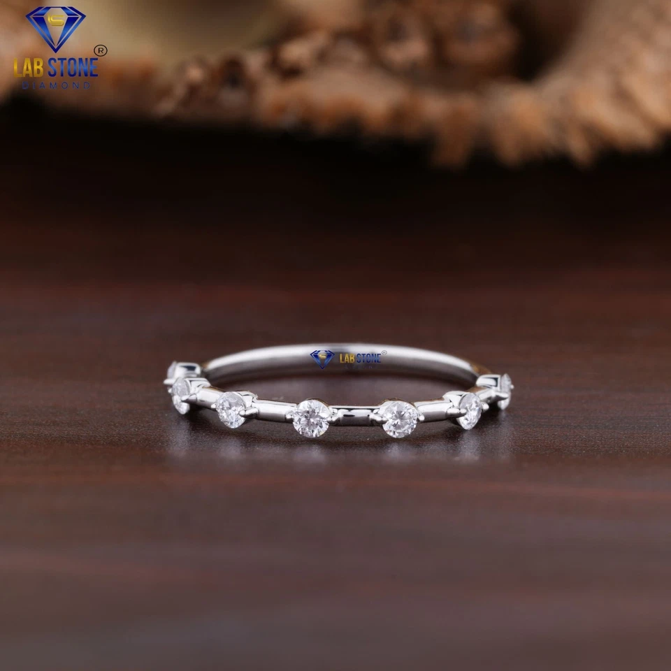 Anillo de platino diamante creado en laboratorio redondo 0,24 TDW color EF claridad VS Foto 1 de 4