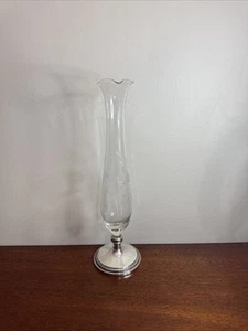 Vaso vintage F B Rogers in argento sterling pesato 128 vetro inciso 11" - Foto 1 di 10