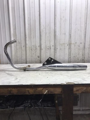 Silenciador escape lateral izquierdo rebelde 85 honda cmx250 cmx 250 c  Foto 1 de 4