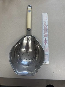 Vintage KitchenAid Bone White Handle Premium Steel Scoop Strainer Colander - Picture 1 of 13