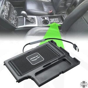 Vassoio di ricarica telefono wireless per Land Rover Freelander 2 archiviazione USB Fast QI - Foto 1 di 12