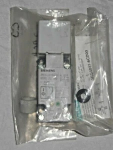 NEW Siemens Inductive Proximity Switch BERO 3RG4031-6CD00 DC Made in Germany - Picture 1 of 4
