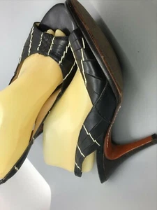 Cole Haan 10B Slingback High Heels Black Leather w/Ivory Stitching NICE - Picture 1 of 4
