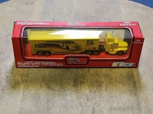 1993 Racing Champions Transporters Retail 1:87 #4 Ernie Irvan/Kodak (N4) - Picture 1 of 5