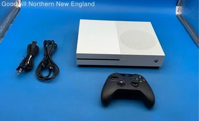 Paquete de consola de videojuegos Microsoft Xbox One S 1 TB modelo 1681 con un controlador Foto 1 de 4