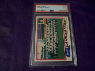 1981 TOPPS #679 LOS ANGELES DODGERS TEAM PICTURE PSA 9 - Image 1 of 2