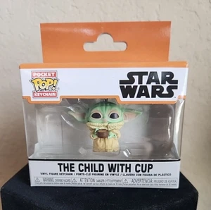 Star Wars Mandalorian Funko POP Llavero EL NIÑO CON TAZA Bolsillo Coleccionable - Imagen 1 de 3