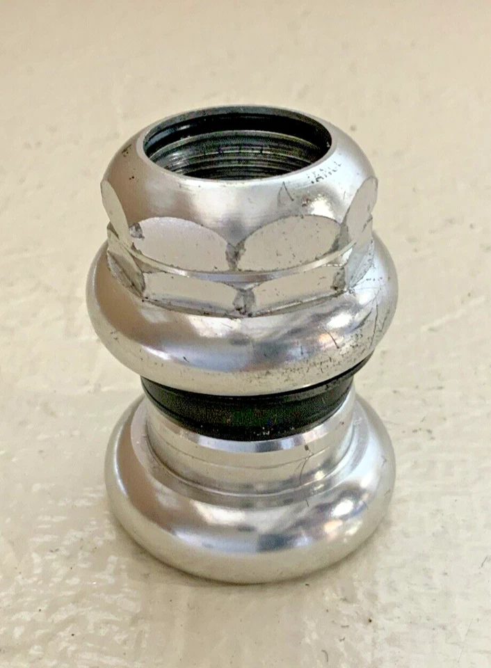 TANGE ALLOY HEADSET 26.4 MM CROWN RACE BSA THREADING 96 GRAMS - Image 1 of 4