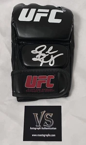 Rhonda Rousey Signed UFC Glove - Authenticated Autograph & COA! - Picture 1 of 3