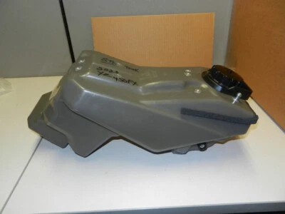 Tanque de combustible Yamaha OEM 2020-2023 YZ250FX 2019-2023 YZ450FX B3J-24110-00-00 Foto 1 de 4