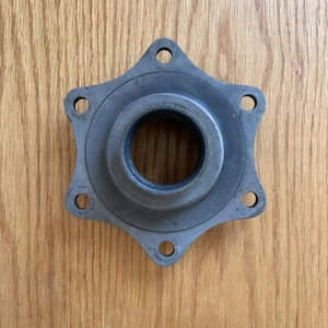 Porsche 356 A B (T5) DIFFERENTIAL END COVER Transmission Transaxle - Picture 1 of 6