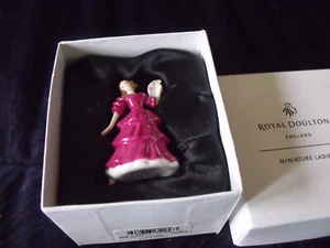 Royal Doulton Miniature Ladies Milaco Figurine Jennifer 6cm 09660 Boxed - Picture 1 of 4