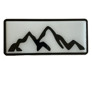 Trailer Hitch Cover - Mountains Design - Picture 1 of 3