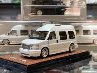 GOC 1:64 GMC SAVANA Business RV White Model Car - Image 1 of 4