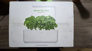 Smart Garden 3 By Click & Grow - Picture 1 of 7