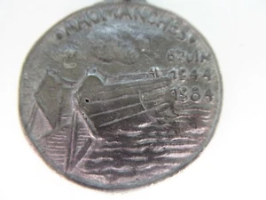 Porte-Clés / Key Ring - 6 JUIN 44 - ARROMANCHES - BARGE - WWII - LOUVEIGNE TOP - Picture 1 of 9