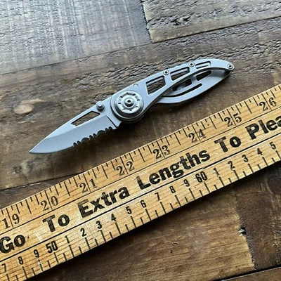 Gerber Mini Ripstop II (5.5") Pocket Folding Knife, Stainless, Serrated - Image 1 of 4