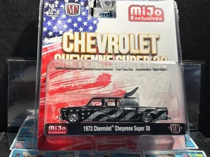 1/64 M2 1973 CHEVROLET CHEYENNE SUPER 30 DUALLY STARS & STRIPES MIJO  1/8,250 - Picture 1 of 2