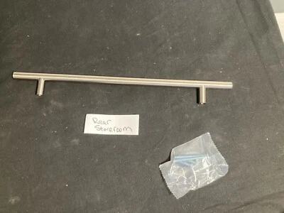 Perilla de puerta 8-13/16” barra cilíndrica central SS BAR224W-SS-CP Foto 1 de 4