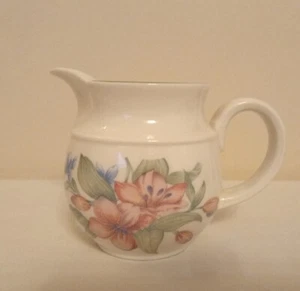 Royal Doulton Expressions English China "Carmel" Milk Jug / Creamer -1991 - Picture 1 of 4