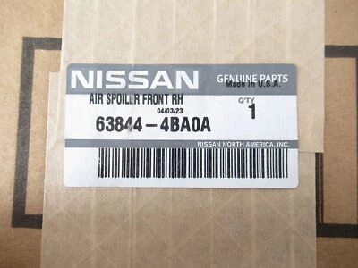 Alerón delantero derecho pasajero Nissan 63844-4BA0A original OEM 2014-2020 Rogue Foto 1 de 4
