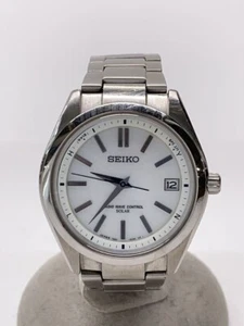 Seiko Solar 7B24-0BH0 Men Quartz White Dial Watch Japan - Rank B - Picture 1 of 6