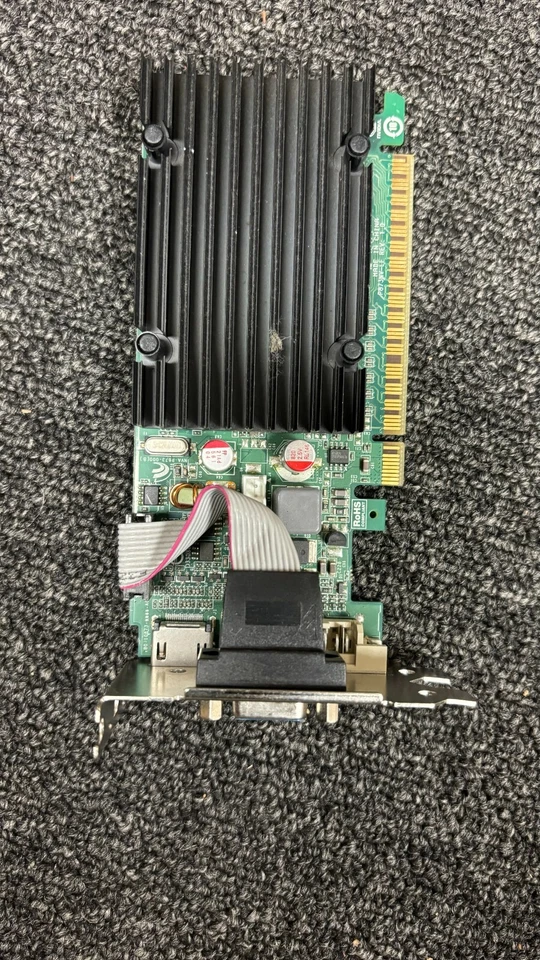 LOT OF 10 NVIDIA GeForce 8400 GS 512MB PCIE x1 Video Card (VIDEO-PX628GS-LP1) - Image 1 of 3