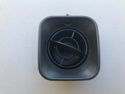 1979 Toyota Pickup Right Dash Vent 1983 1982 1981 - Image 1 of 4