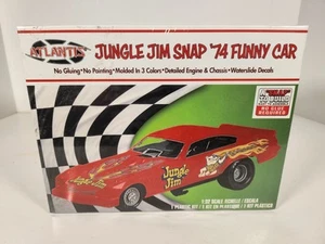 Atlantis Jungle Jim '74 Chevy Vega Funny Car Dragster 1:32 Snap Model Car H1119 - Foto 1 di 7