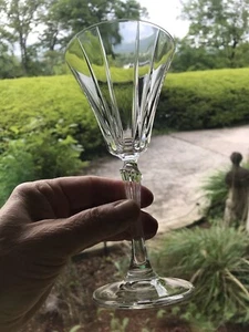 Copa de Vino Royal Crystal Rock Novecento Tallo 7 1/8" H Como Nueva - Imagen 1 de 9