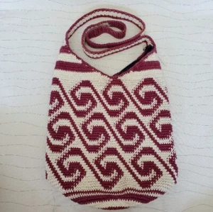 Crocheted Crossbody Shoulder Bucket Bag Maroon Cream Hobo Hippie Boho Handmade - Picture 1 of 10