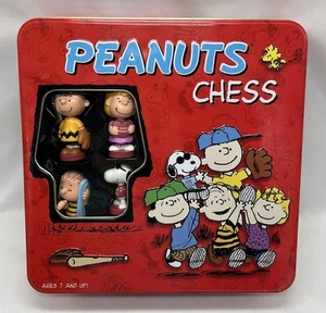 Peanuts Chess Set Charlie Brown Red Tin Sports Edition Complete Set USAOPOLY - Picture 1 of 11