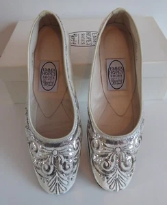 Emma Hope Ballerinas Ivory Samt mit silberner Pailletten Stickerei UK 2 EU 35 - Bild 1 von 11