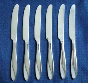 New Oneida SIMMER Set of 6 Dinner Knives Stainless Flatware - Picture 1 of 3
