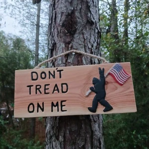 Chainsaw Carving Big Foot Sign Don't Tread On Me American Sasquatch Monster - Picture 1 of 8