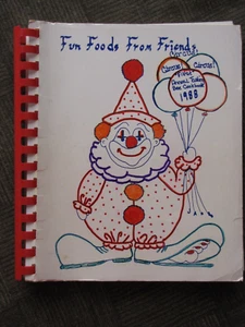 RAYNE LA - Rayne Catholic Elementary FUN FOODS FROM FRIENDS Fundraising Cookbook - Picture 1 of 11