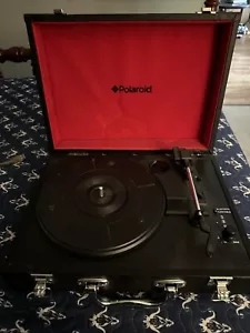 POLAROID PBT4002 Bluetooth Record Player Turntable With Power Cord And Adapter - Picture 1 of 3