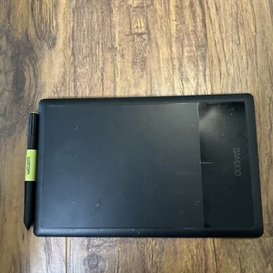 Wacom Bamboo Connect Pen Tablet CTL-470 w/ Pen Tested - Picture 1 of 2