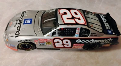 Action 1/24 Kevin Harvick #29 GM Goodwrench Service 2002 Monte Carlo NEW - Image 1 of 4